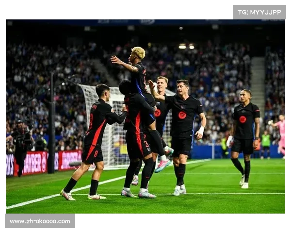 阿吉雷率领墨西哥国家队积极备战金杯赛全力冲击成功实现卫冕伟业 阿吉雷率领墨西哥国家队积极备战金杯赛全力冲击成功实现卫冕伟业