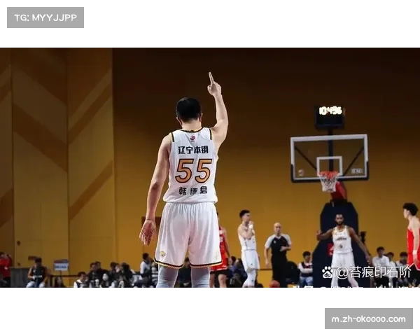 韩德君退役告别 辽宁功勋中锋结束辉煌职业生涯